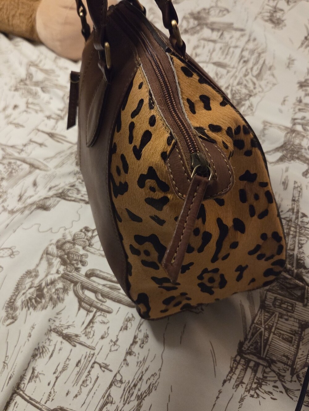 American Darling Leather Tooled Floral Satchel in Brown and Tan - Picture 5 of 6